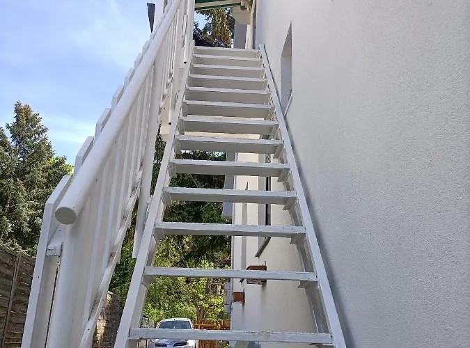 דירה Kardos שיופוק